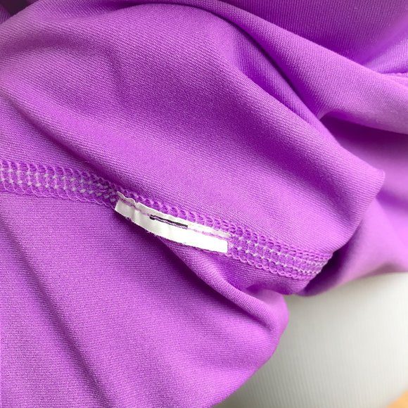 Under Armour Heat Gear Fitted Top - Picture 8 of 10